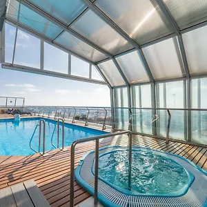 4* Отель Artiem Capri
